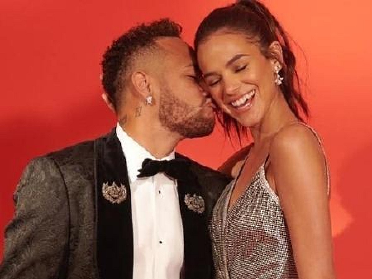 Neymar curte e descurte foto de Bruna Marquezine