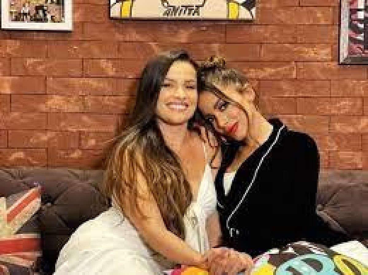 Juliette e Anitta participam de 