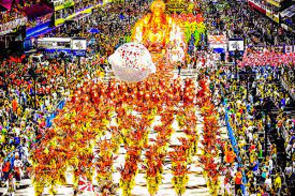 Desfile das escolas de samba de SP deve ser em abril