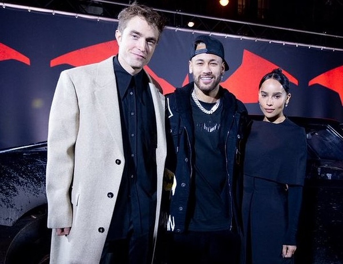 Neymar posa com Robert Pattinson e Zoë Kravitz