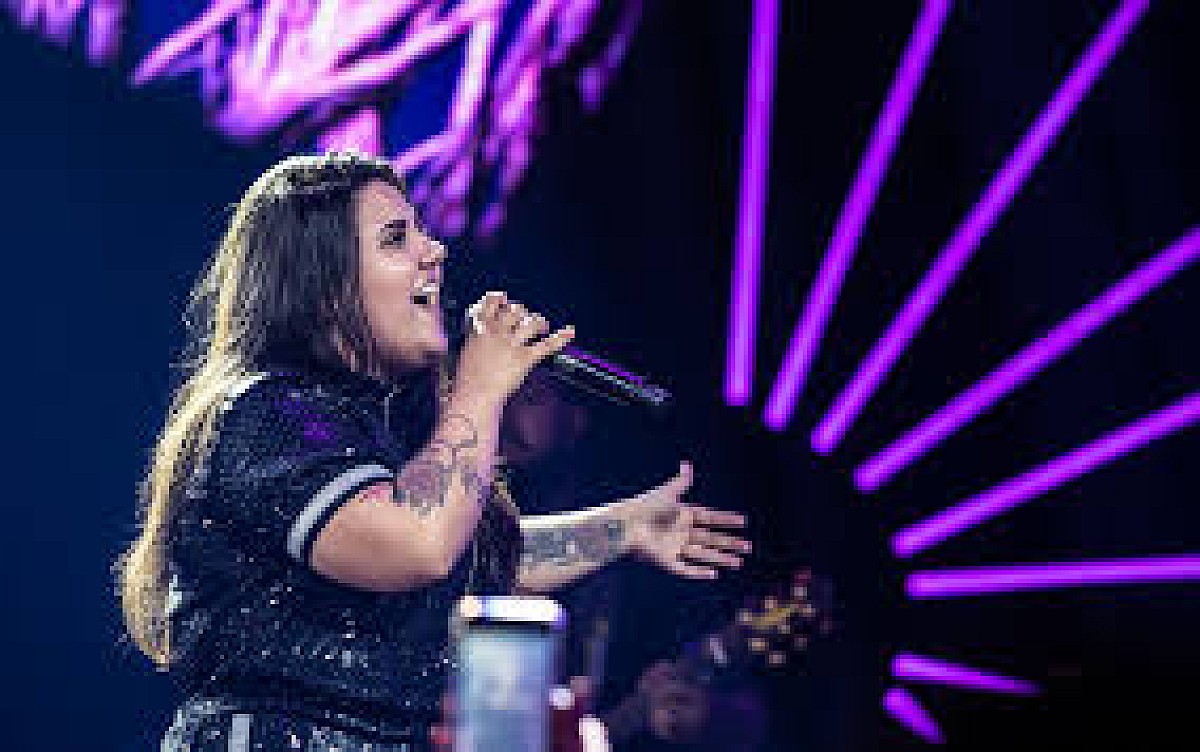 Yasmin Santos se consolida no mundo sertanejo