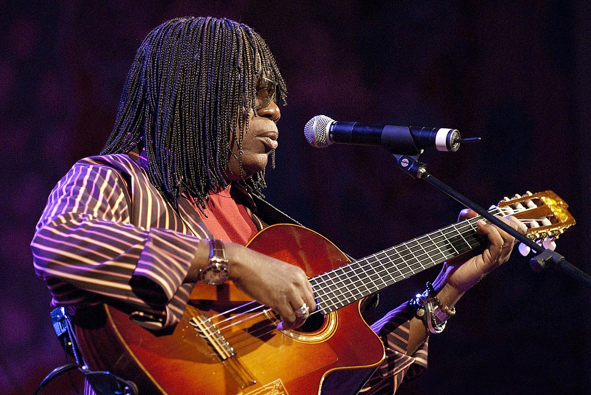 Milton Nascimento irá parar de se apresentar