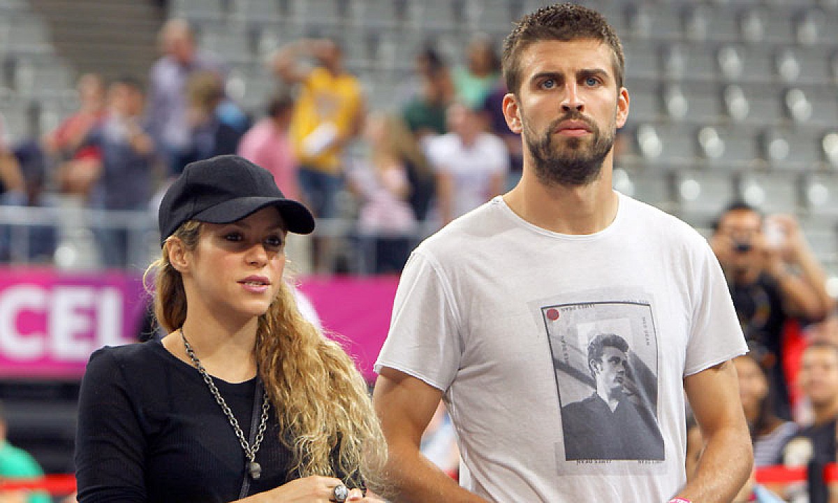 Imprensa espanhola afirma que Shakira e Piqué terminaram o relacionamento