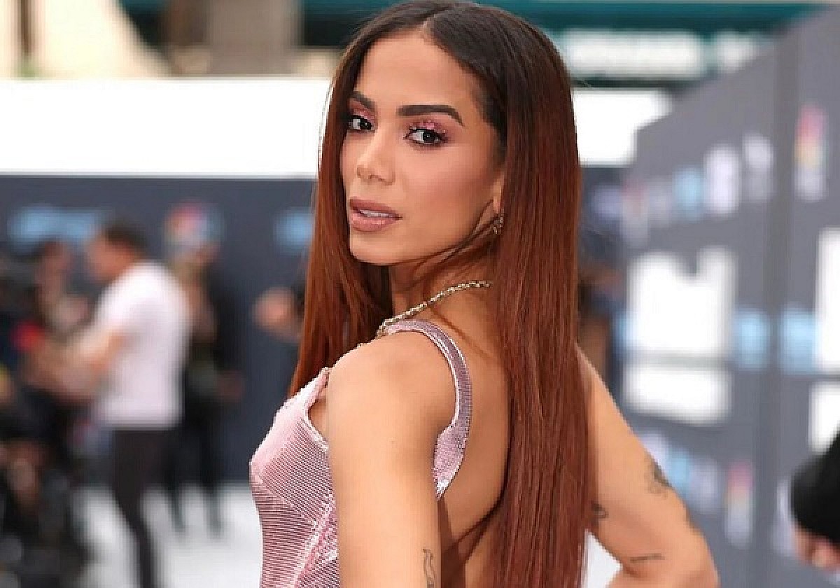 Anitta veio a público se pronunciar sobre a CPI dos sertanejos 