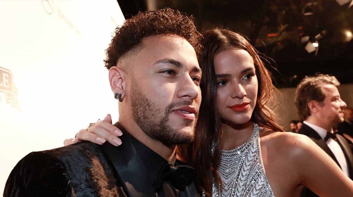 Bruna Marquezine relembra o namoro com Neymar: 'Terminava uma vez por mês'