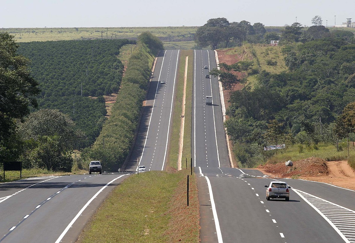 Os pedágios nas principais rodovias do estado de São Paulo começaram a cobrar os novos valores 