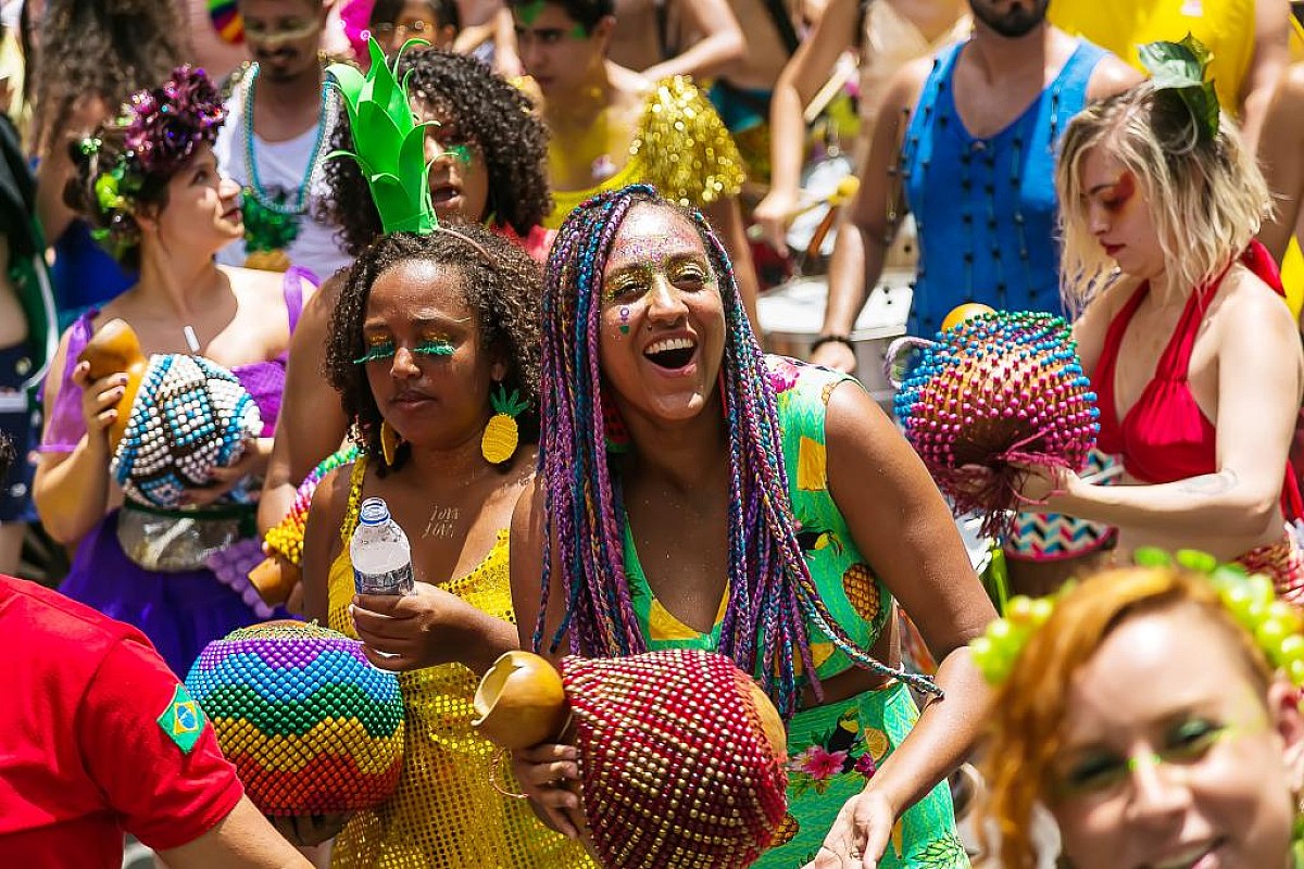 Carnaverão: confira a programação da folia no Largo São João  e Costa Azul 